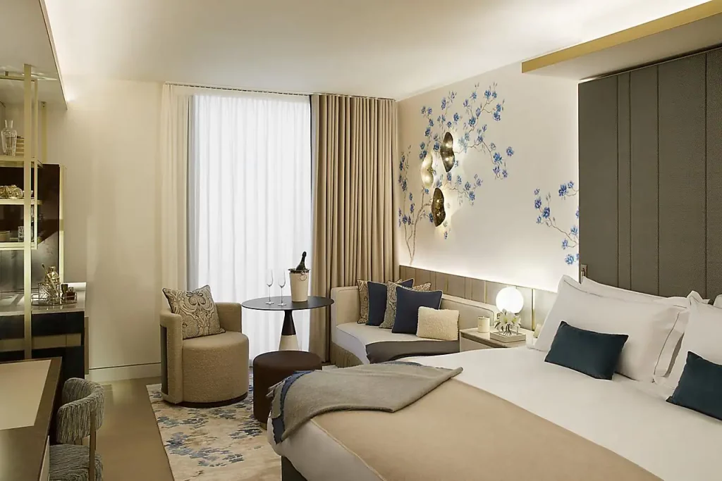 Sitting between glorious Royal Parkland and fashionable Knightsbridge, Mandarin Oriental Hyde Park, London offers a sense of timeless heritage coupled with contemporary flair and impeccable service. Book Today with Crofton & Park